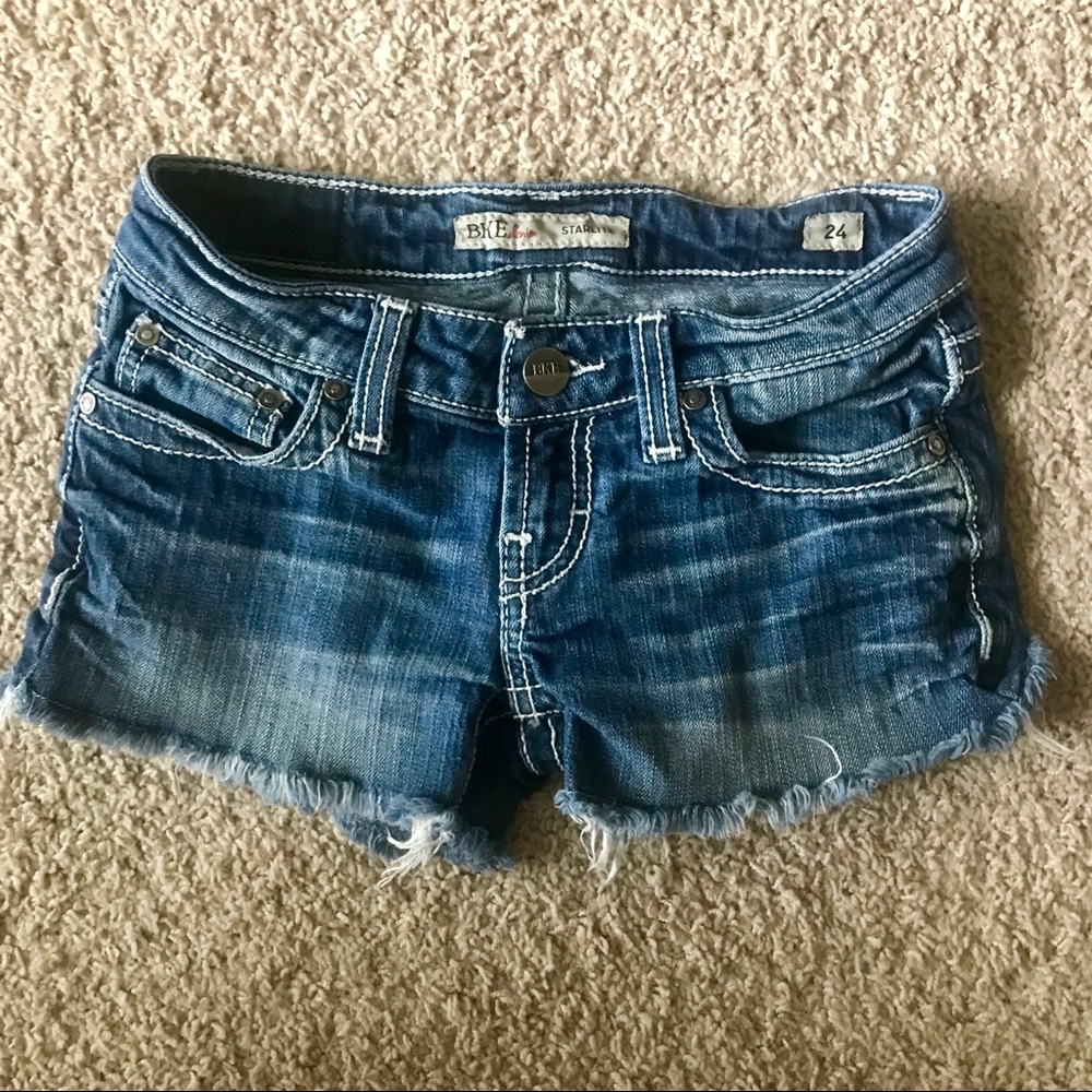 BKE Starlite Jean Shorts size 24